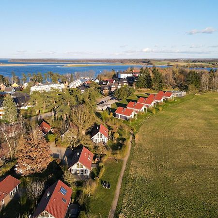 Ferienhaus Wiesengefluester W10 - Mit Sauna, Kamin Und Garten Röbel Eksteriør bilde