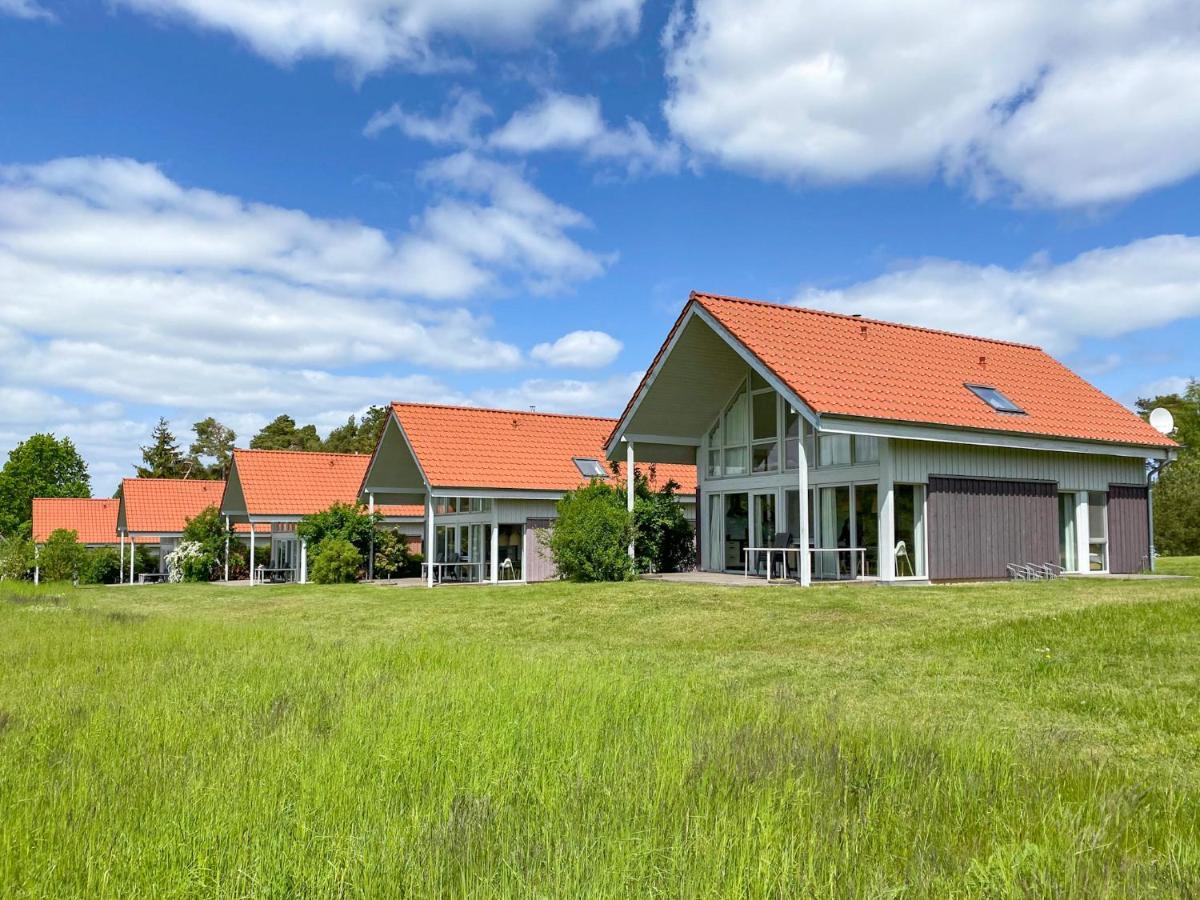Ferienhaus Wiesengefluester W10 - Mit Sauna, Kamin Und Garten Röbel Eksteriør bilde